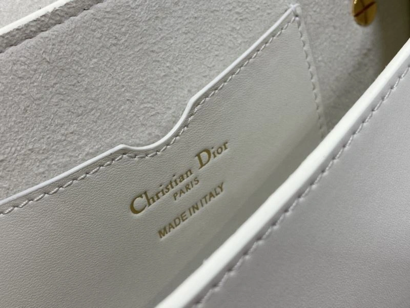 WrinkleFree Christian Dior Bobby Bags 76574