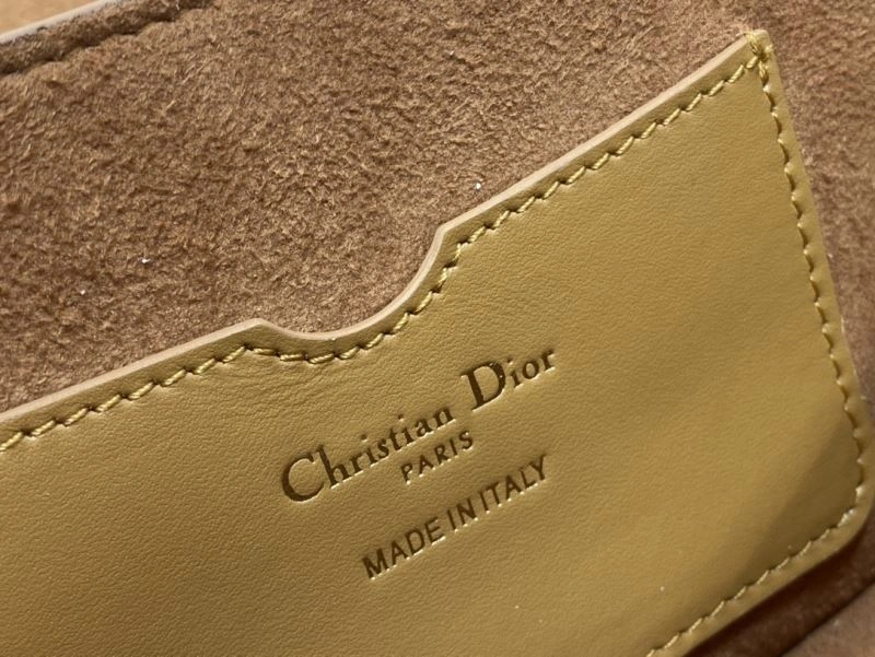 Christian Dior Bobby Bags Casual 71305