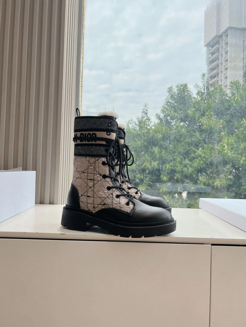 Lightweight Christian Dior Boots 21330