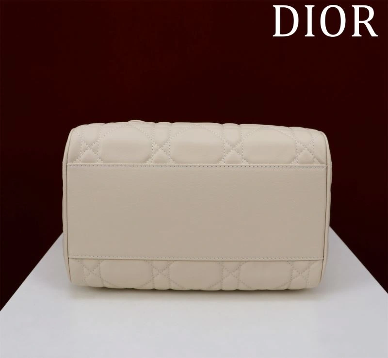 Christian Dior Boston Bags Versatile 66894