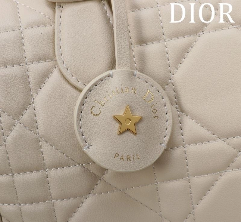 Christian Dior Boston Bags Versatile 66894