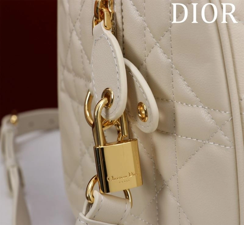 Christian Dior Boston Bags Versatile 66894