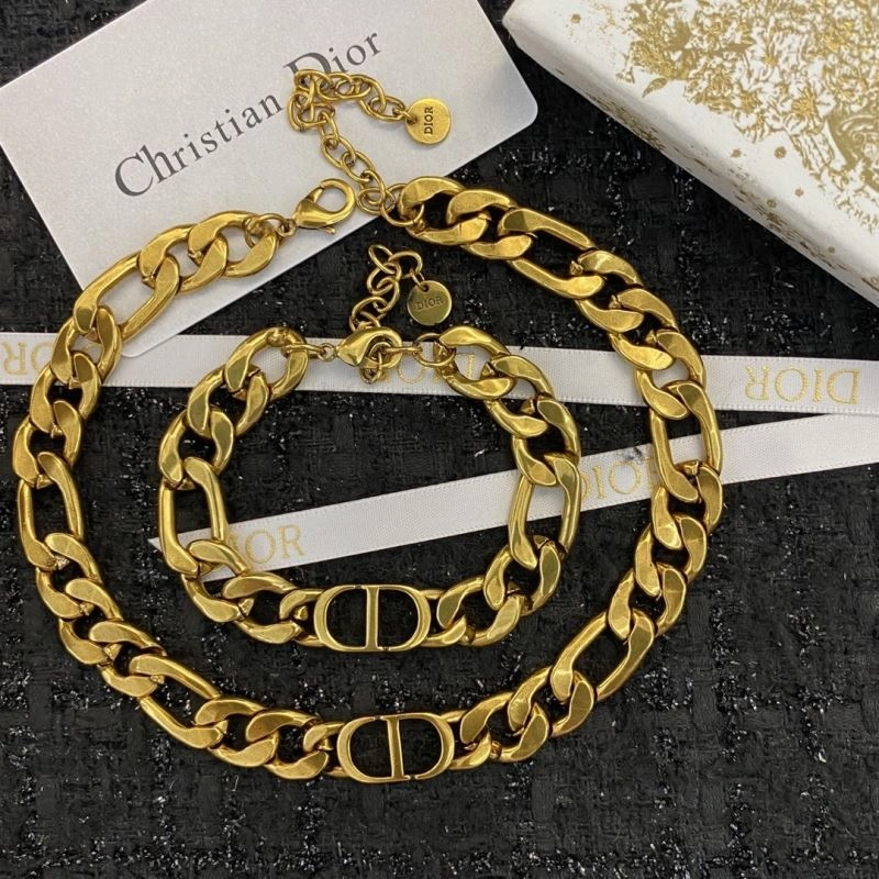 Christian Dior Bracelets Reliable 236066