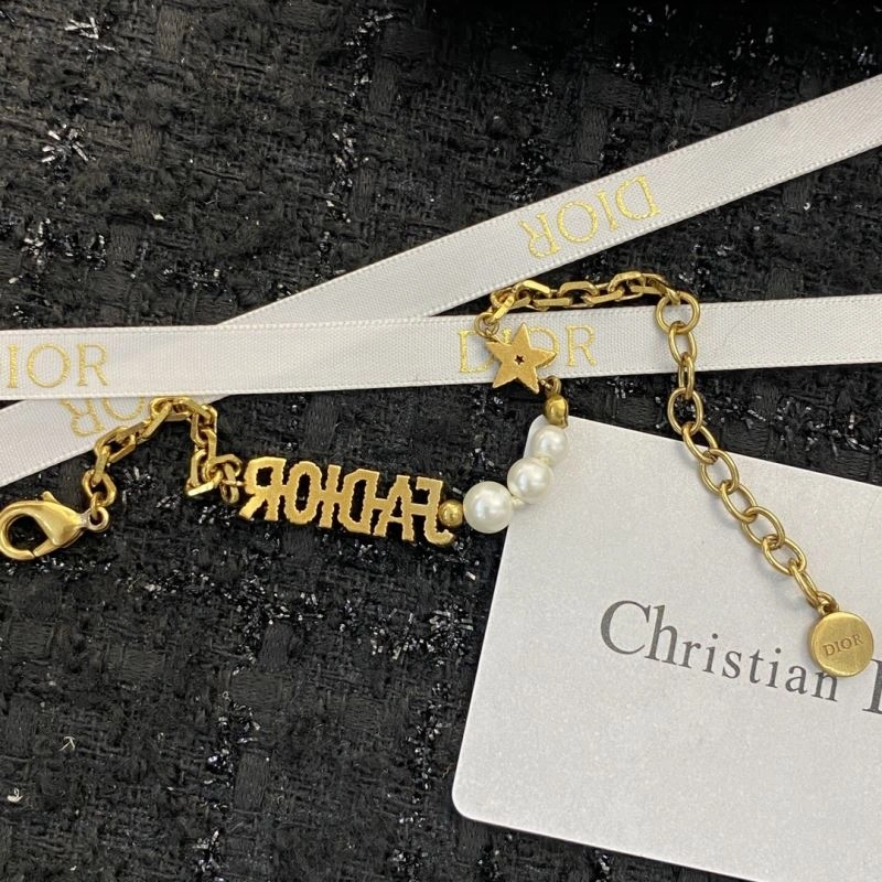 Trendy Christian Dior Bracelets 236132