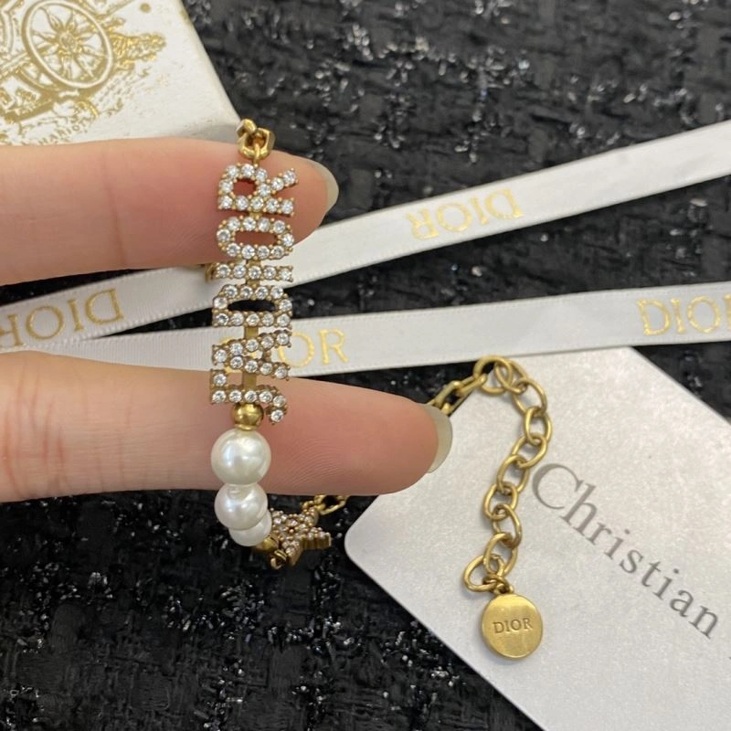 Trendy Christian Dior Bracelets 236132