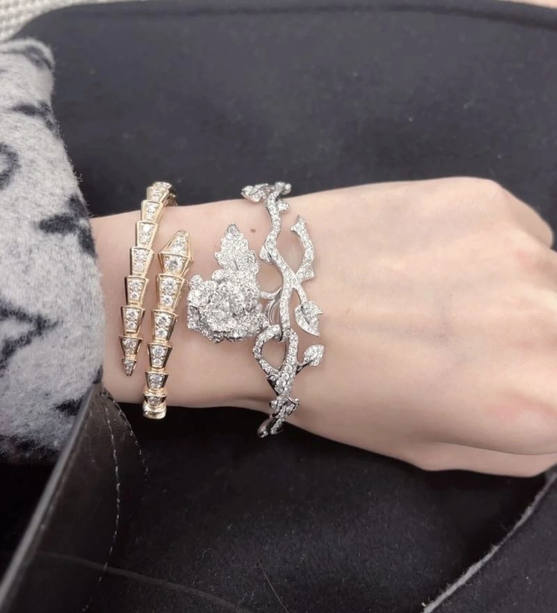 Sustainable Christian Dior Bracelets 236060