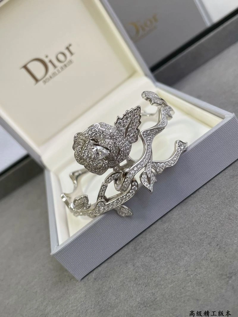 Sustainable Christian Dior Bracelets 236060