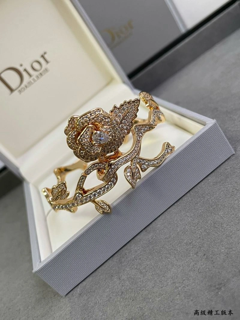 Sustainable Christian Dior Bracelets 236060
