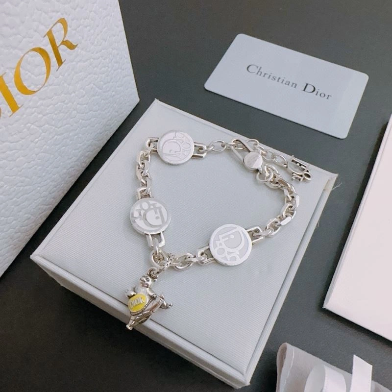Christian Dior Bracelets Classic 235903