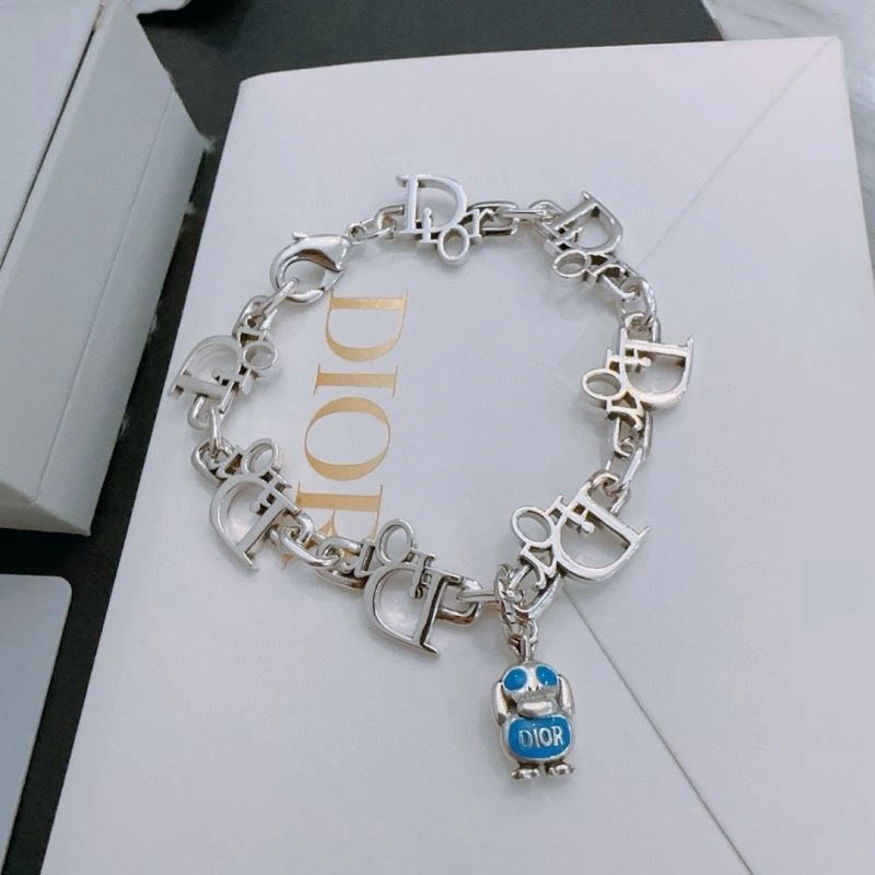 Refined Christian Dior Bracelets 235885