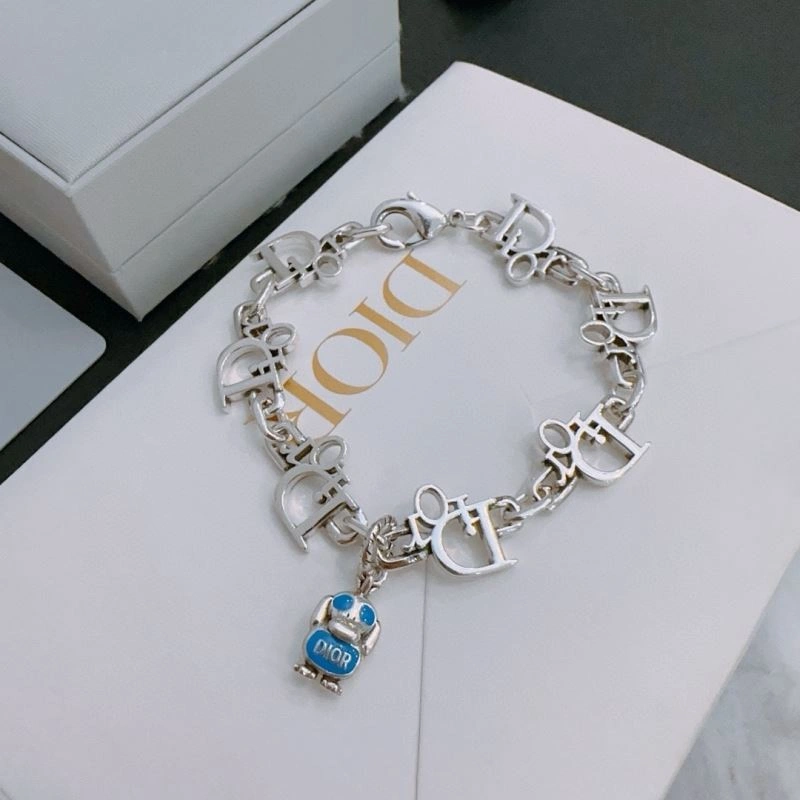 Refined Christian Dior Bracelets 235885