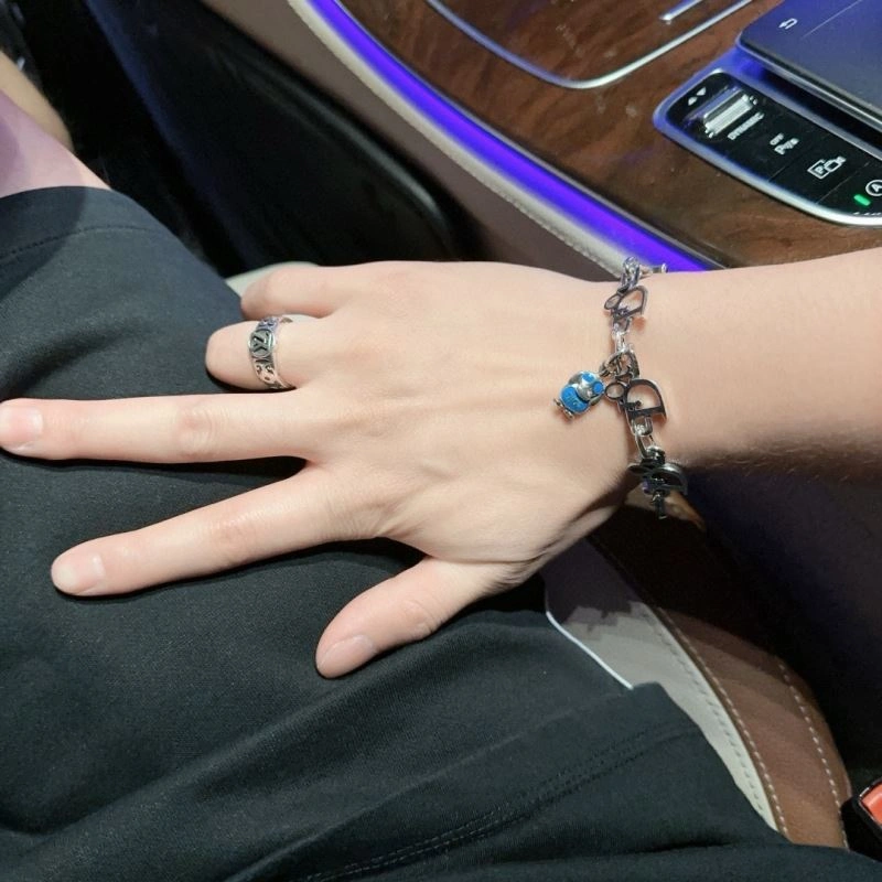 Refined Christian Dior Bracelets 235885