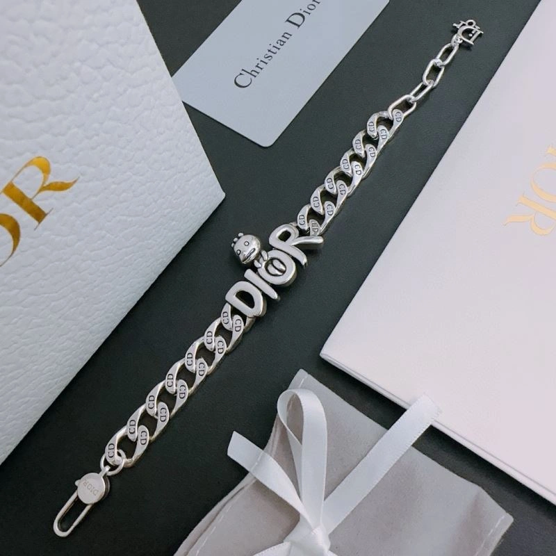 Unique Christian Dior Bracelets 235954