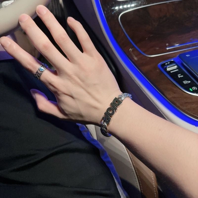 SoftTouch Christian Dior Bracelets 235876