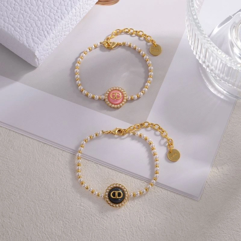 Sustainable Christian Dior Bracelets 235869