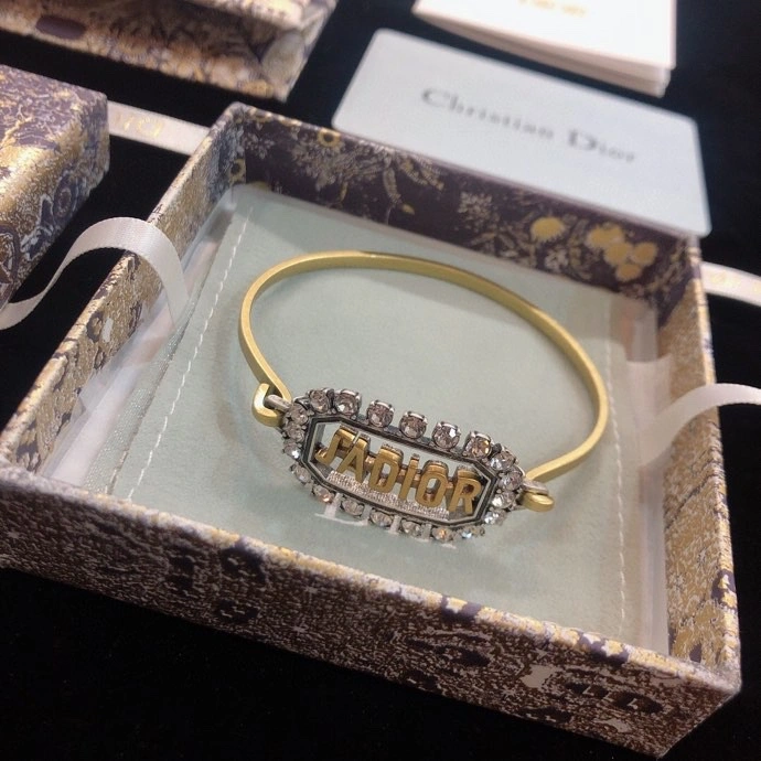 Versatile Christian Dior Bracelets 235850