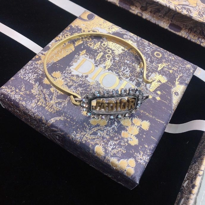 Versatile Christian Dior Bracelets 235850