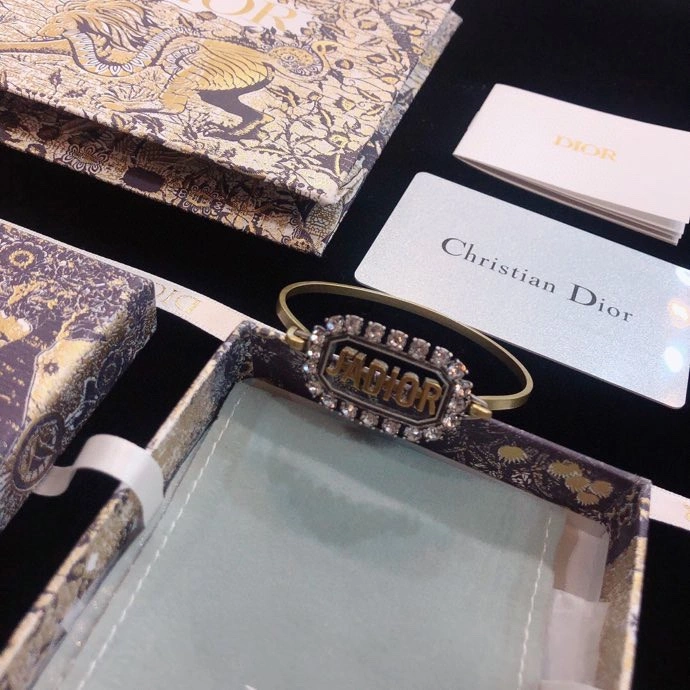 Versatile Christian Dior Bracelets 235850