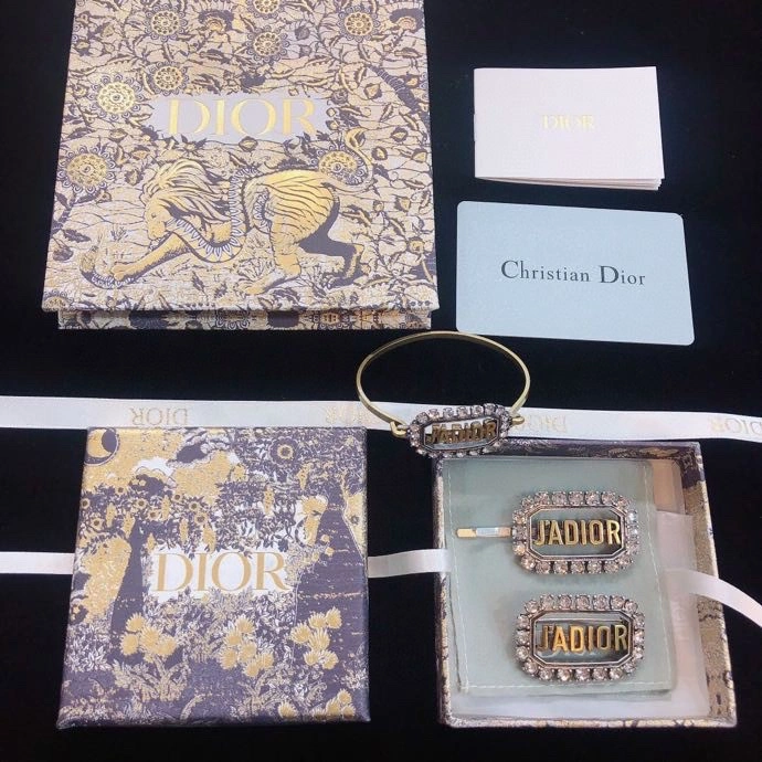 Versatile Christian Dior Bracelets 235850