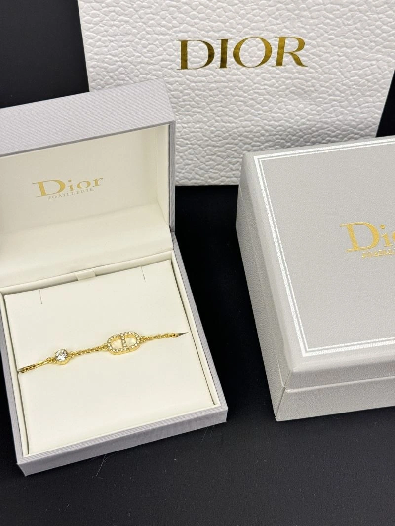 Christian Dior Bracelets Minimalist 236366