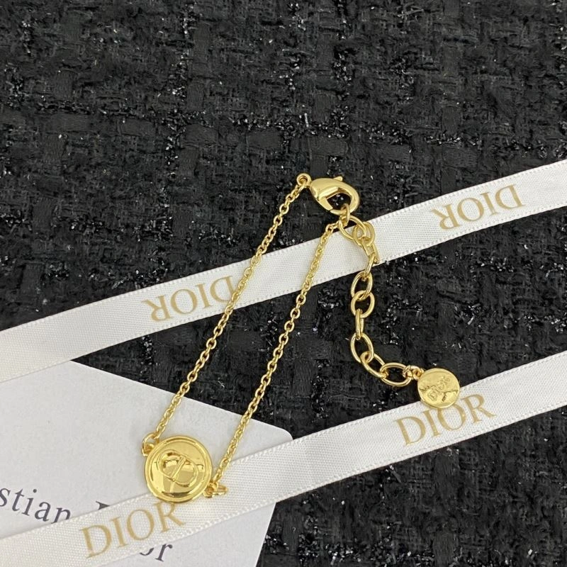 Minimalist Christian Dior Bracelets 236216