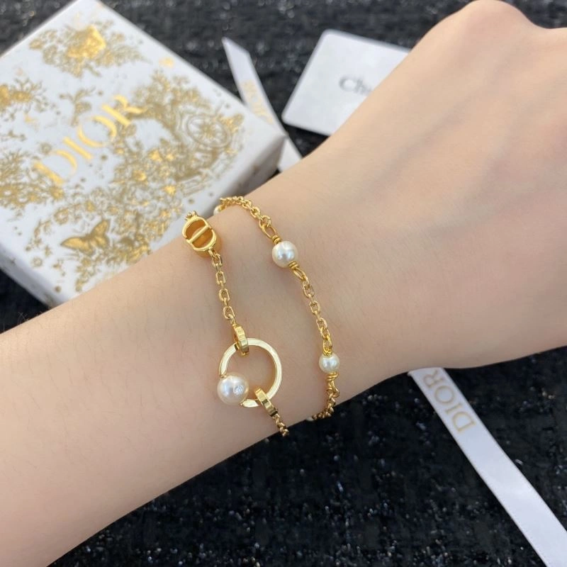 Unique Christian Dior Bracelets 236222