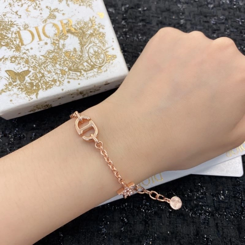 Lightweight Christian Dior Bracelets 236229