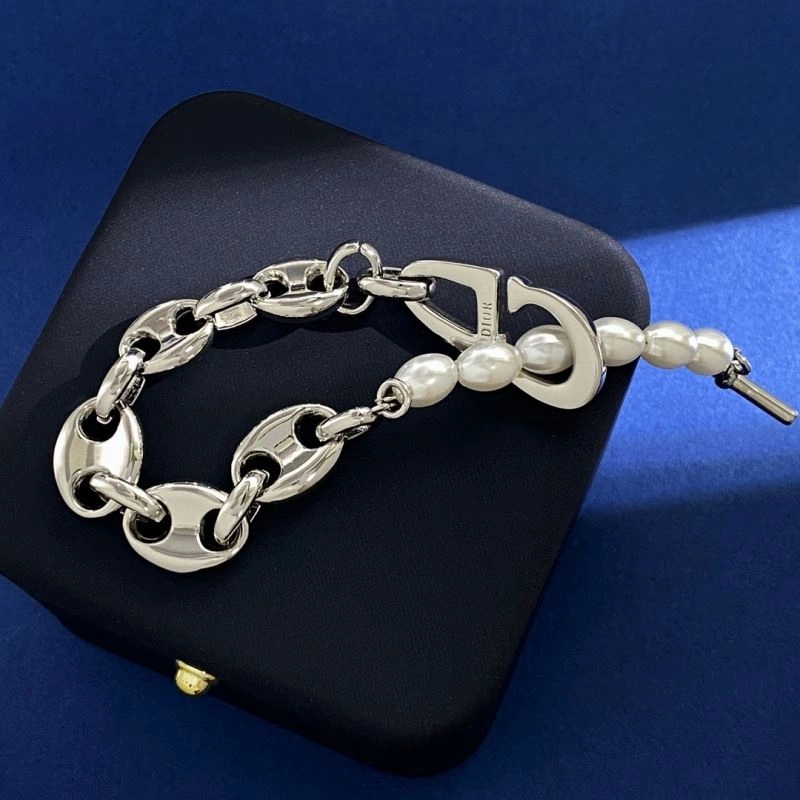 Christian Dior Bracelets Efficient 235688