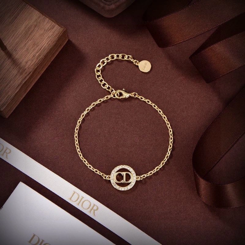 Classic Christian Dior Bracelets 235686