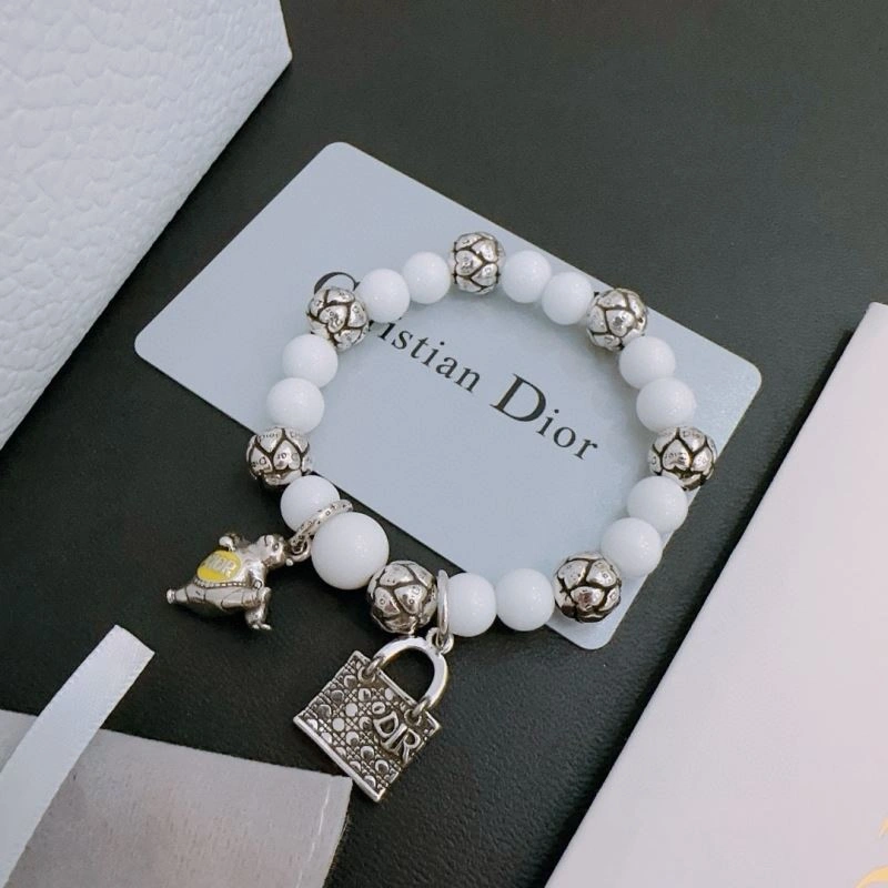 HighQuality Christian Dior Bracelets 235653