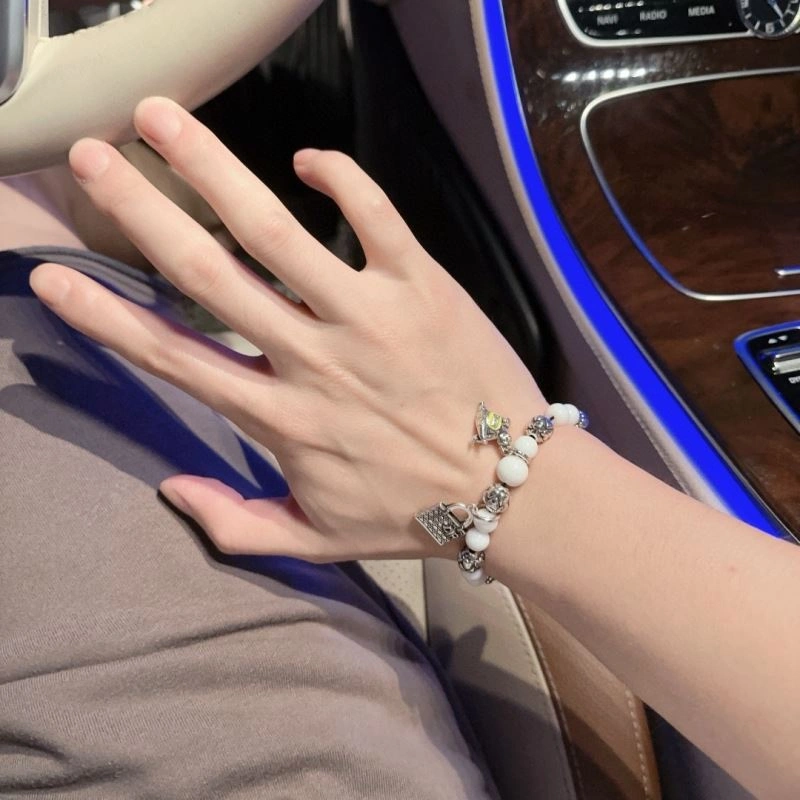 HighQuality Christian Dior Bracelets 235653