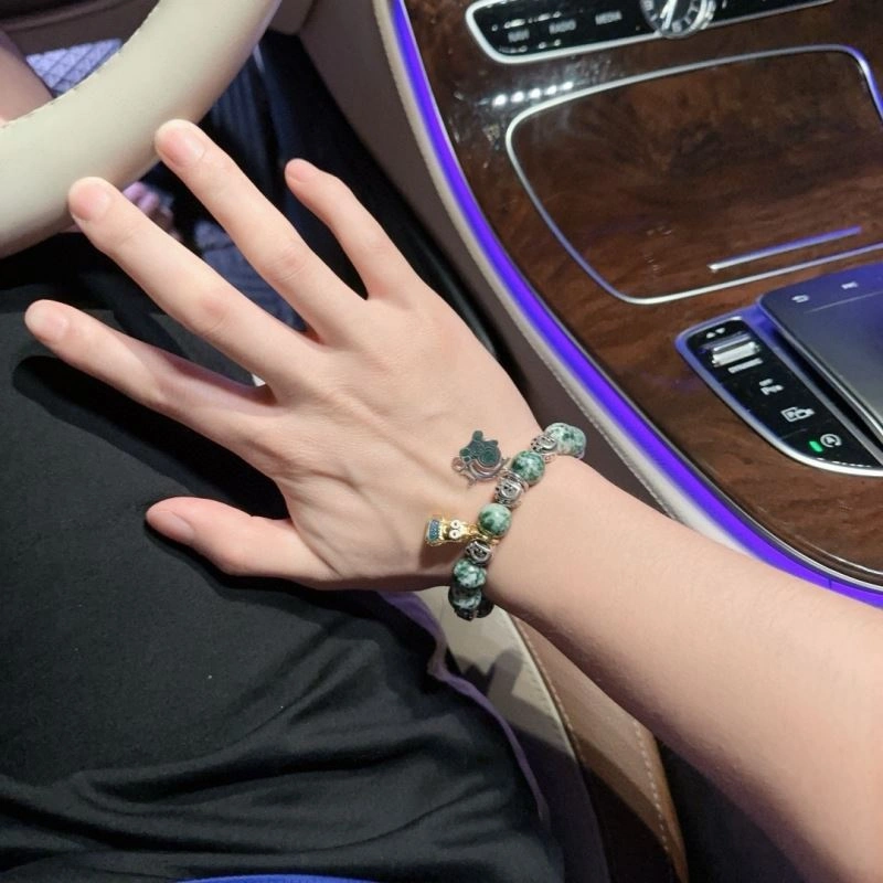 Practical Christian Dior Bracelets 235638