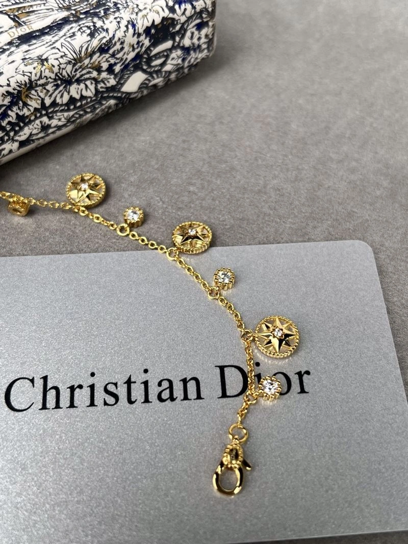FashionForward Christian Dior Bracelets 235631