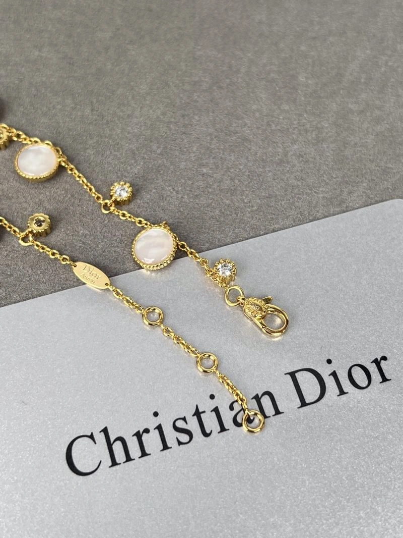 FashionForward Christian Dior Bracelets 235631