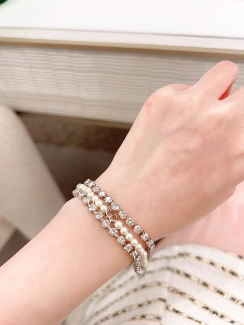 Christian Dior Bracelets Comfortable 235629