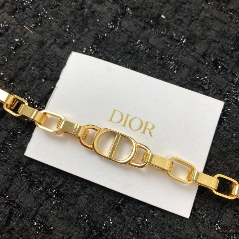 Bold Christian Dior Bracelets 235420
