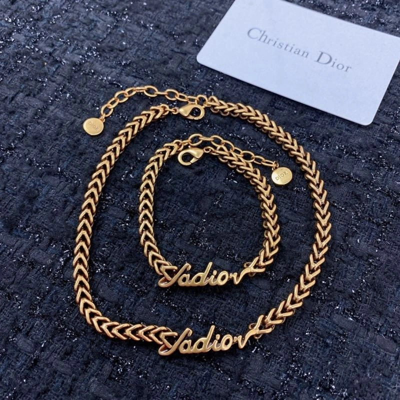 Christian Dior Bracelets Resilient 235544