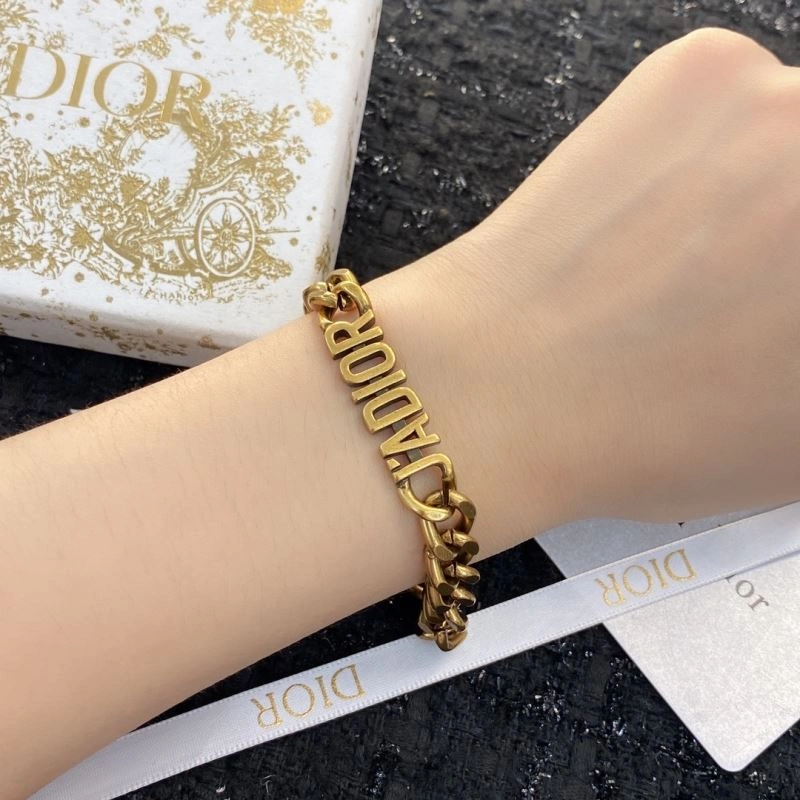 Christian Dior Bracelets Popular 235421