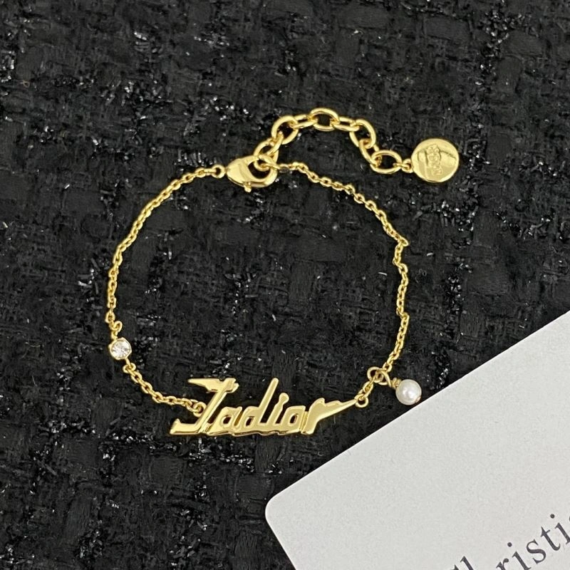 Sophisticated Christian Dior Bracelets 235432