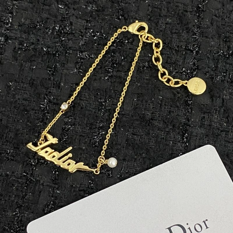 Sophisticated Christian Dior Bracelets 235432