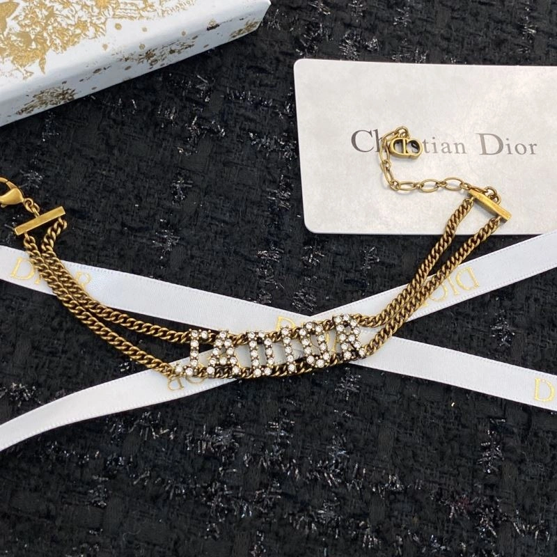 Cozy Christian Dior Bracelets 235414