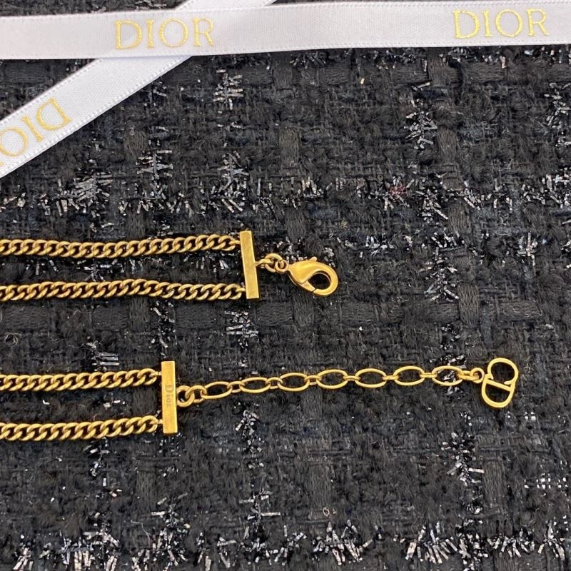 Cozy Christian Dior Bracelets 235414