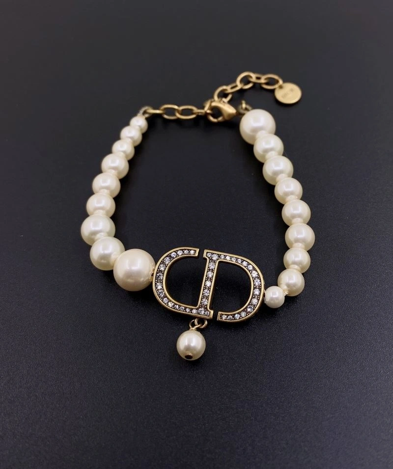 ModernLook Christian Dior Bracelets 235398