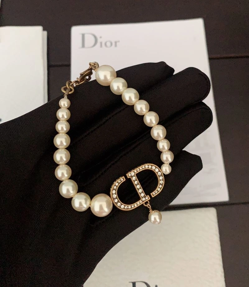 ModernLook Christian Dior Bracelets 235398