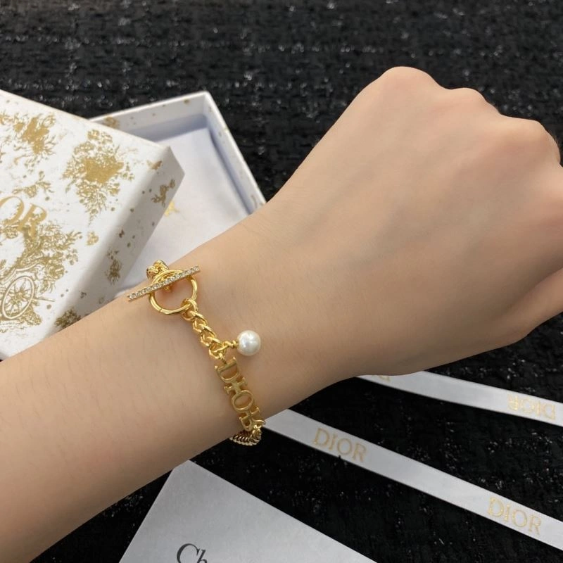 FreshLook Christian Dior Bracelets 235394