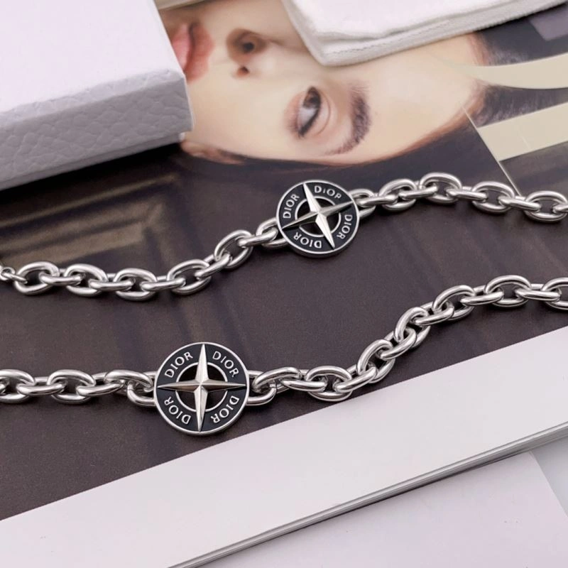 OnTrend Christian Dior Bracelets 235396