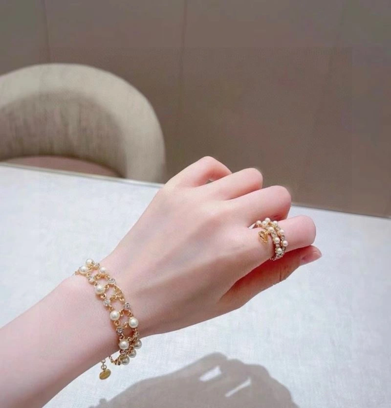 Christian Dior Bracelets Youthful 235399