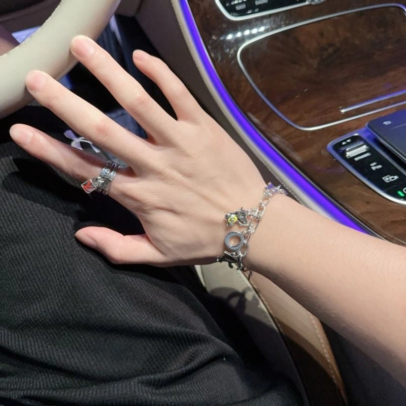 Sleek Christian Dior Bracelets 235385