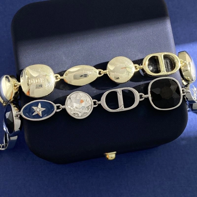 Christian Dior Bracelets Comfortable 235381