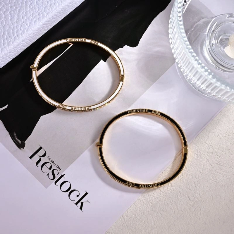 SmoothTexture Christian Dior Bracelets 235378